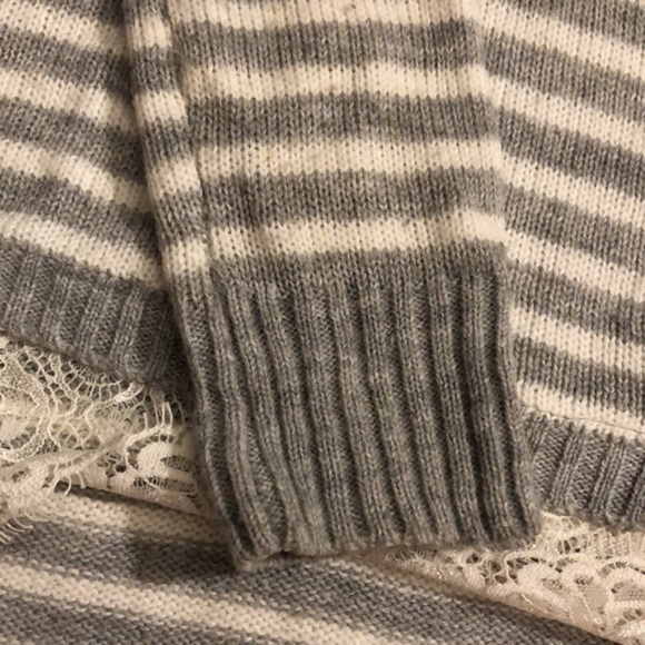 SO Grey Striped Sweater - Picture 3 of 5